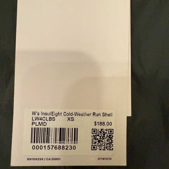 lululemon Women’s InsulEight Cold-Weather Run Shell in green - Picture 5 of 14